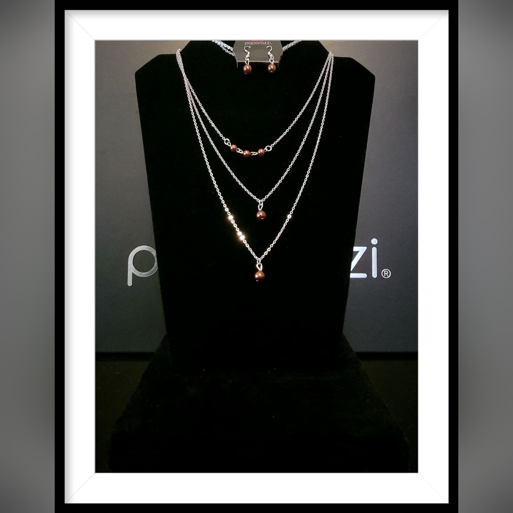Paparazzi Jewelry High Heels and Hustle Necklace and Earring Set.
